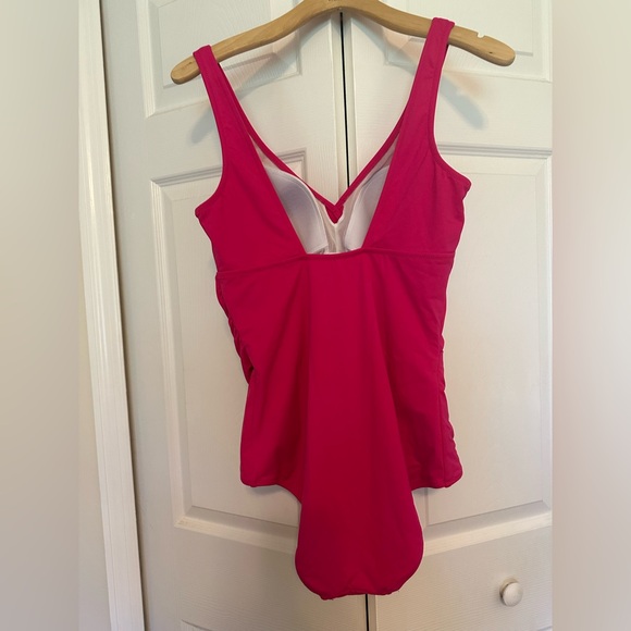 Seekers Essentials Australia One Piece - Picture 2 of 11